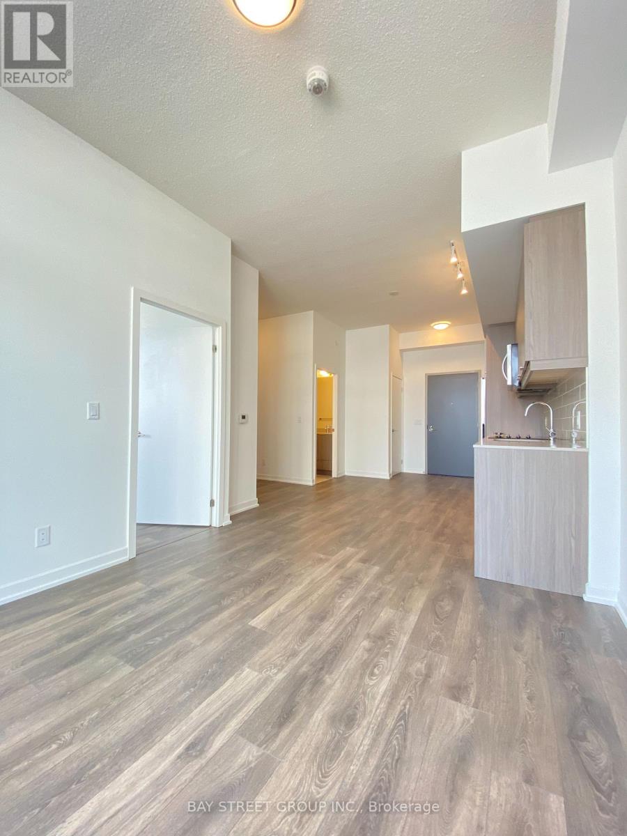 302 - 36 Forest Manor Road, Toronto, Ontario  M2J 0H3 - Photo 3 - C12967324