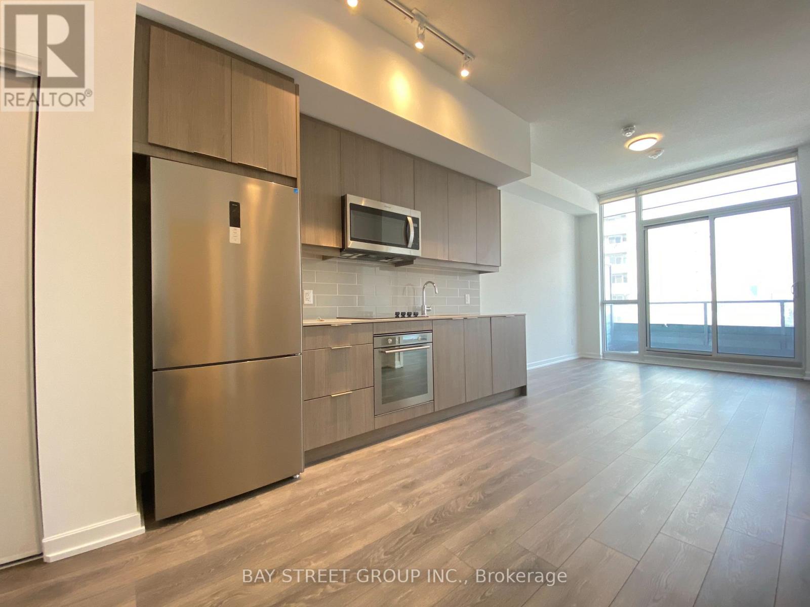 302 - 36 Forest Manor Road, Toronto, Ontario  M2J 0H3 - Photo 4 - C12967324