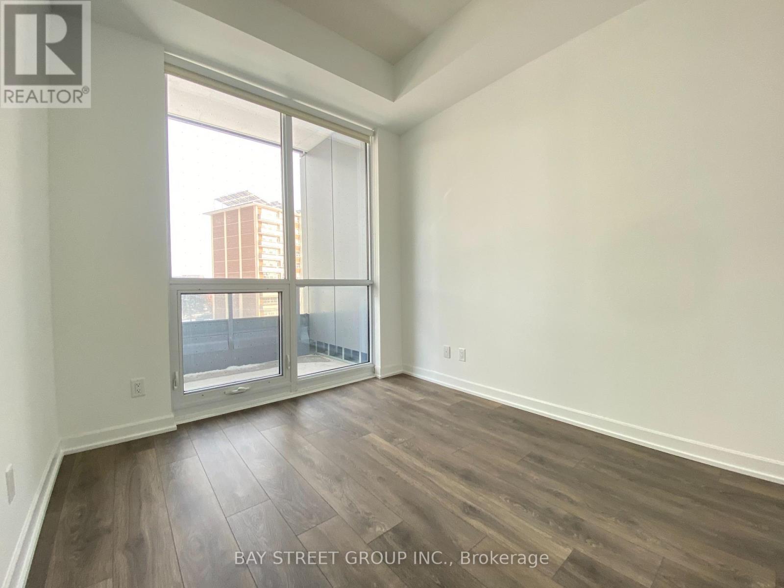 302 - 36 Forest Manor Road, Toronto, Ontario  M2J 0H3 - Photo 6 - C12967324