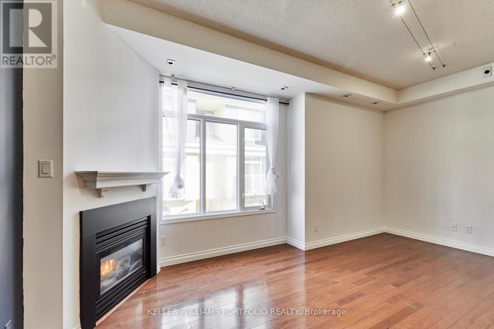 363 - 32 Stadium Road, Toronto, Ontario  M5V 3P4 - Photo 13 - C12967344