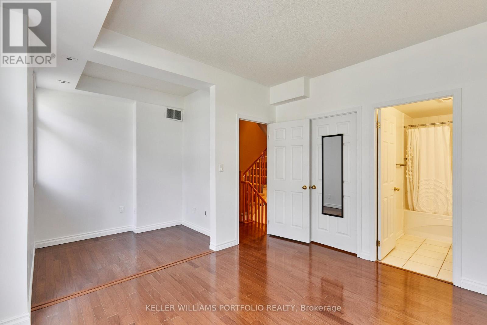 363 - 32 Stadium Road, Toronto, Ontario  M5V 3P4 - Photo 19 - C12967344