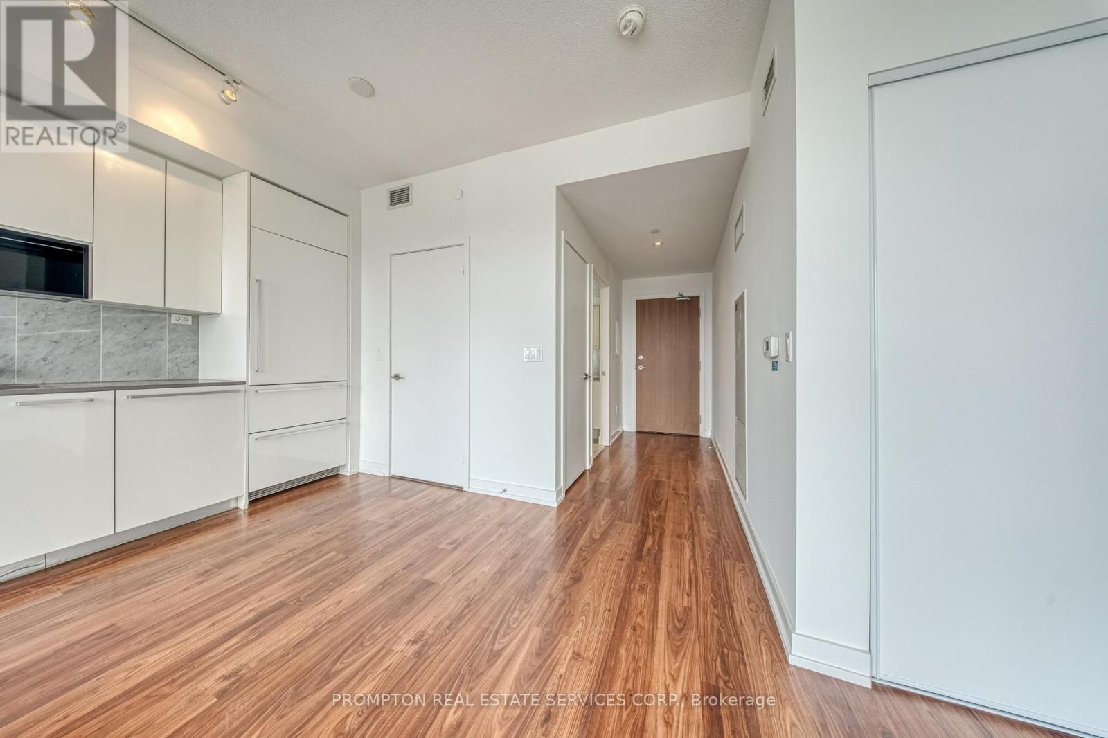 2801 - 117 Mcmahon Drive, Toronto, Ontario  M2K 0E4 - Photo 3 - C12967346