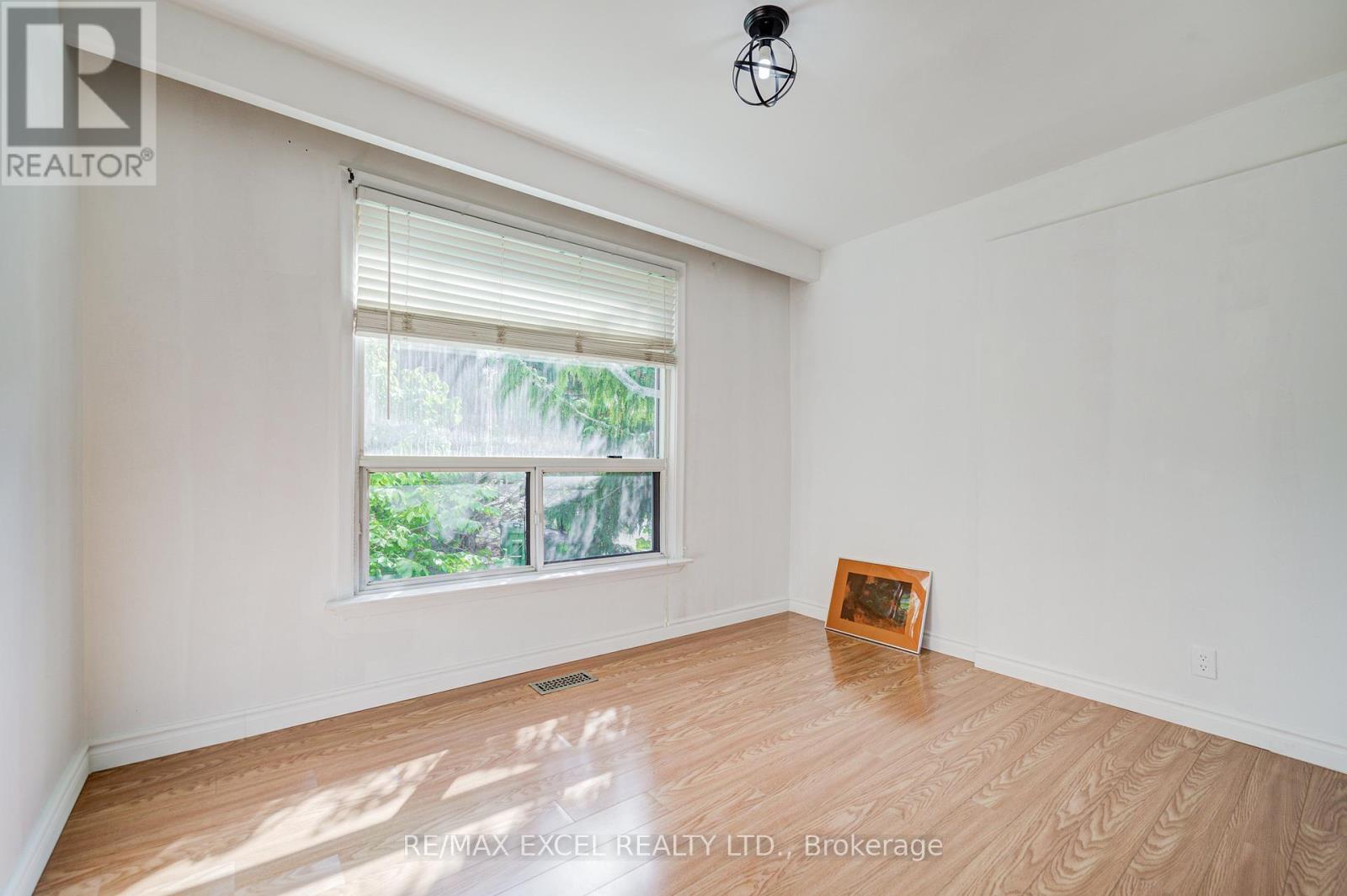 334 Moore Park Avenue, Toronto, Ontario  M2R 2R6 - Photo 22 - C12967352