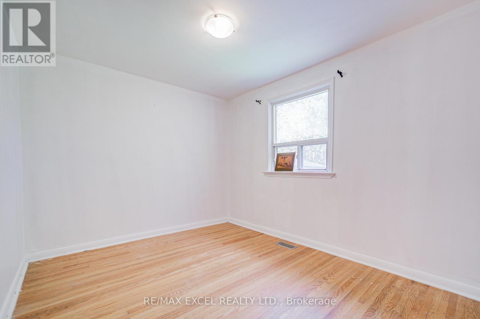 334 Moore Park Avenue, Toronto, Ontario  M2R 2R6 - Photo 29 - C12967352