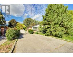 334 MOORE PARK AVENUE, Toronto, Ontario