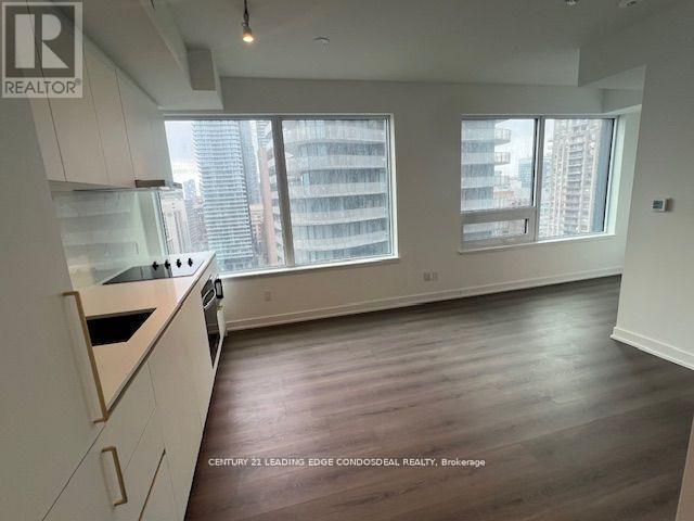 2015 - 8 Wellesley Street, Toronto, Ontario  M4Y 0J5 - Photo 12 - C12967440