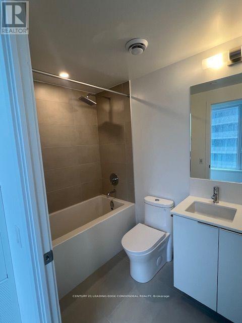 2015 - 8 Wellesley Street, Toronto, Ontario  M4Y 0J5 - Photo 15 - C12967440