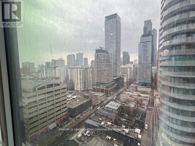 2015 - 8 Wellesley Street, Toronto, Ontario  M4Y 0J5 - Photo 8 - C12967440