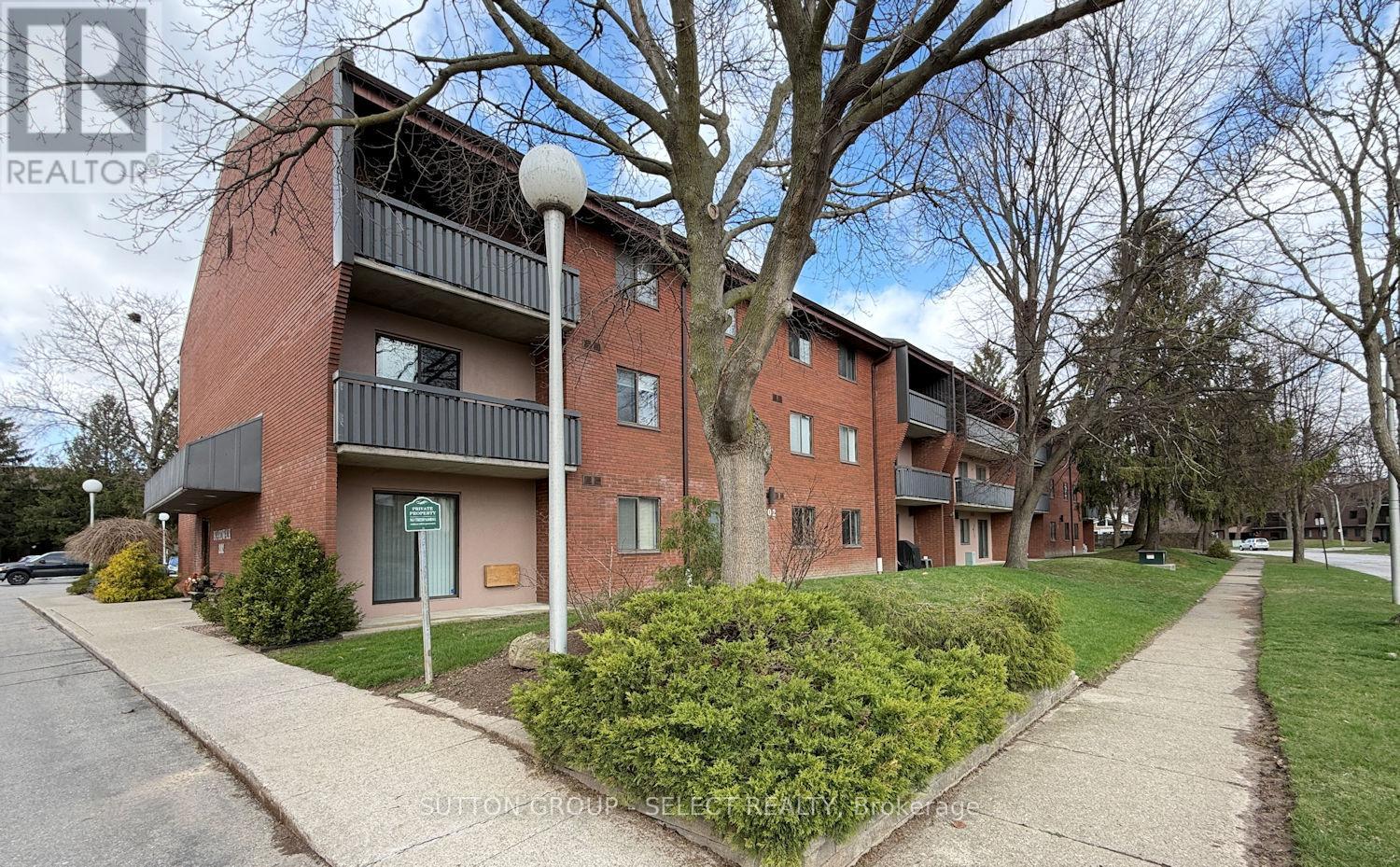 309 - 202 Campus Parkway, Chatham-Kent, Ontario  N7L 4Y4 - Photo 2 - X12967420