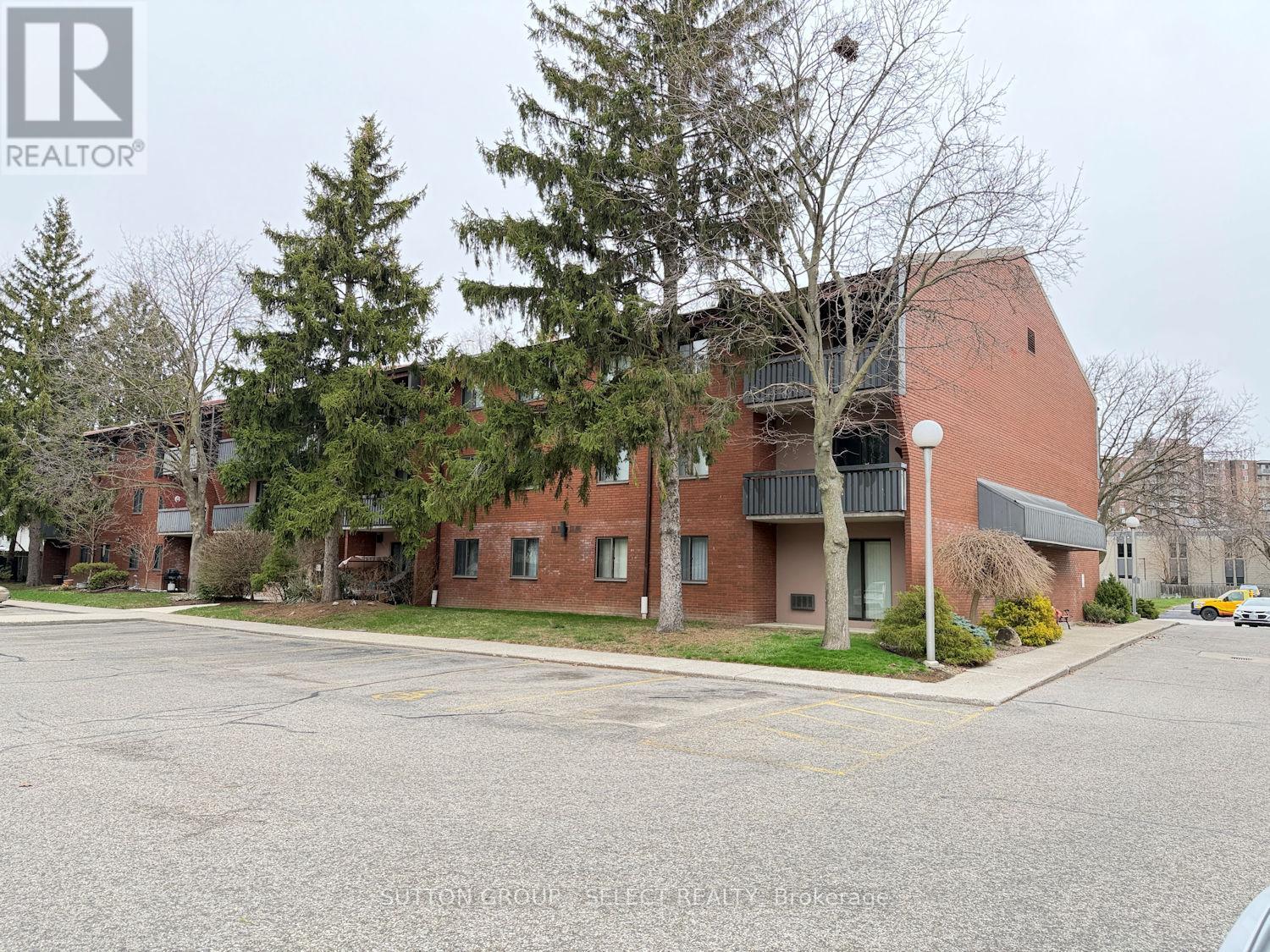 309 - 202 Campus Parkway, Chatham-Kent, Ontario  N7L 4Y4 - Photo 4 - X12967420
