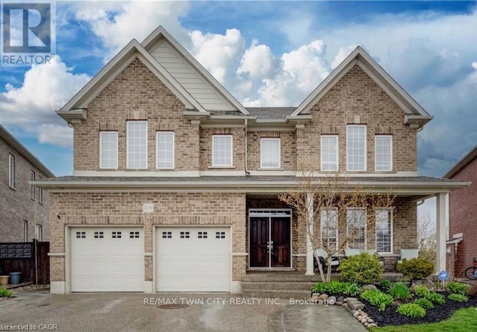 928 EVENS POND COURT, Kitchener, Ontario