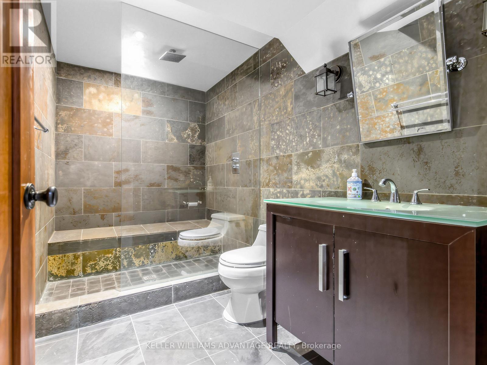 2 Park (Basement) Avenue, Toronto, Ontario  M4E 1B6 - Photo 7 - E12967310