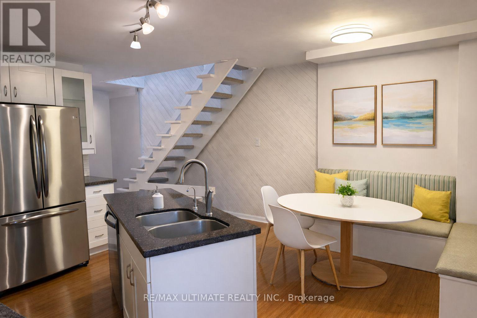 103 Wiley Avenue, Toronto, Ontario  M4J 3W5 - Photo 9 - E12967356