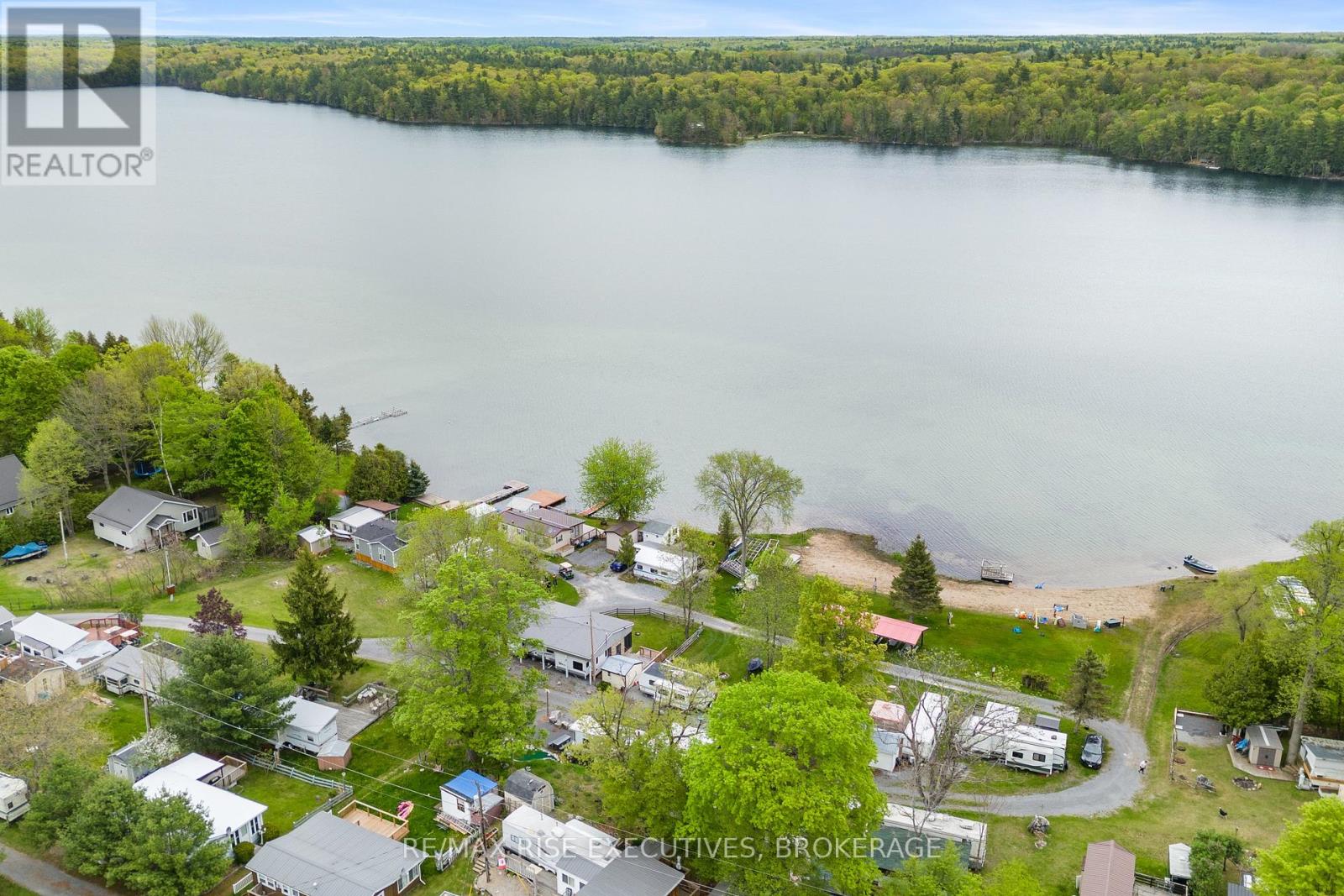 13 - 9 Glenford Lane, Frontenac, Ontario K0H 1T0 - Photo 15 - X12967318