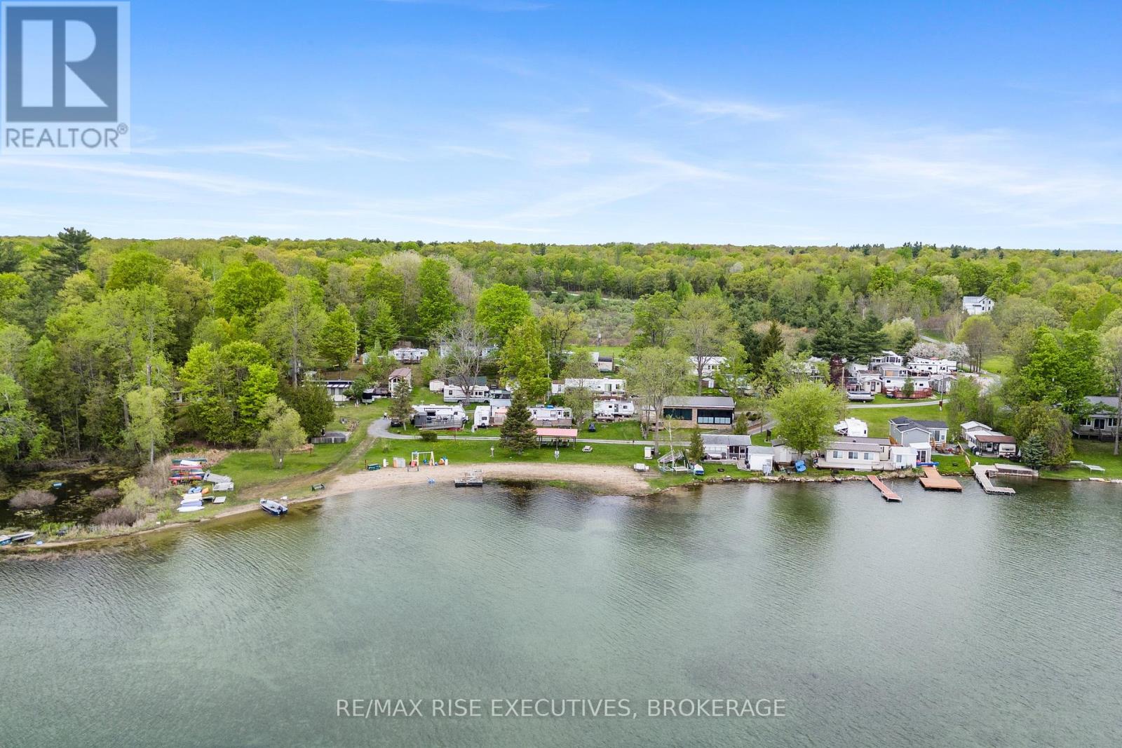 13 - 9 Glenford Lane, Frontenac, Ontario K0H 1T0 - Photo 16 - X12967318