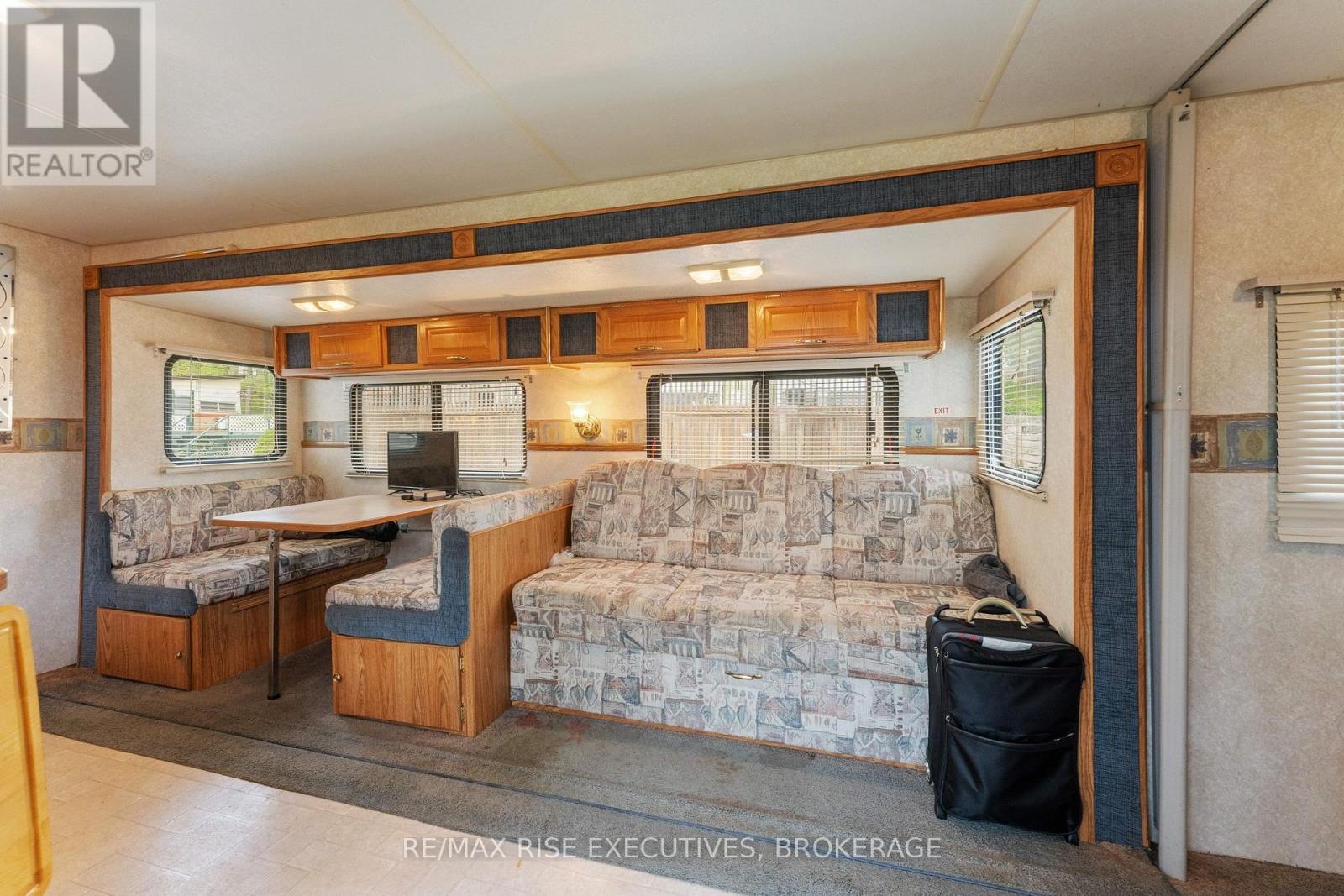 13 - 9 Glenford Lane, Frontenac, Ontario K0H 1T0 - Photo 4 - X12967318