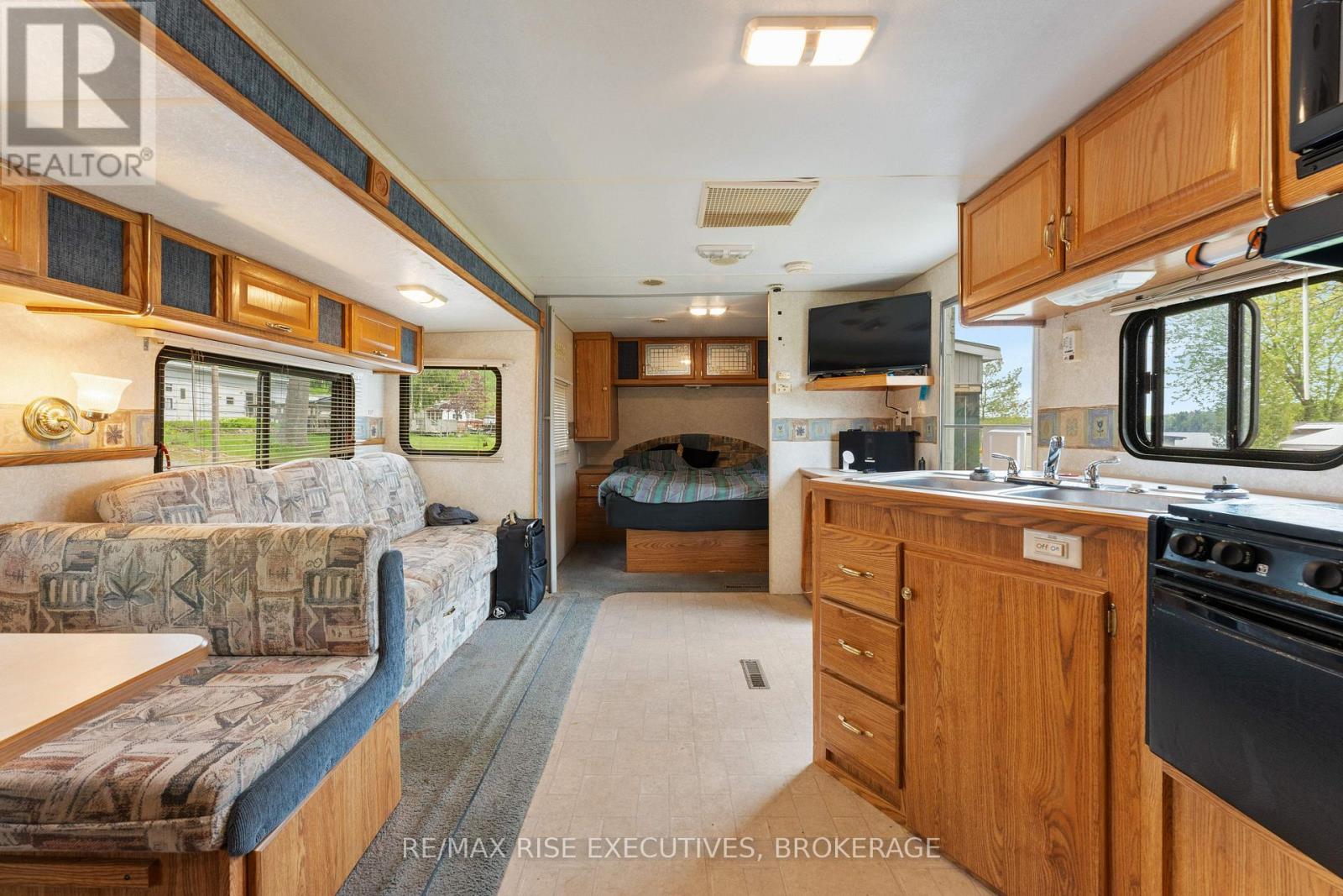 13 - 9 Glenford Lane, Frontenac, Ontario K0H 1T0 - Photo 5 - X12967318