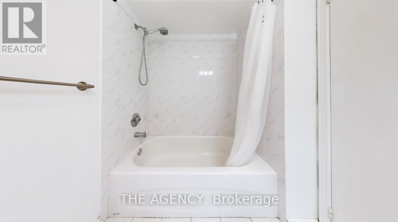 143 Carl Tennen Street, Vaughan, Ontario  L4J 7B2 - Photo 34 - N12967290