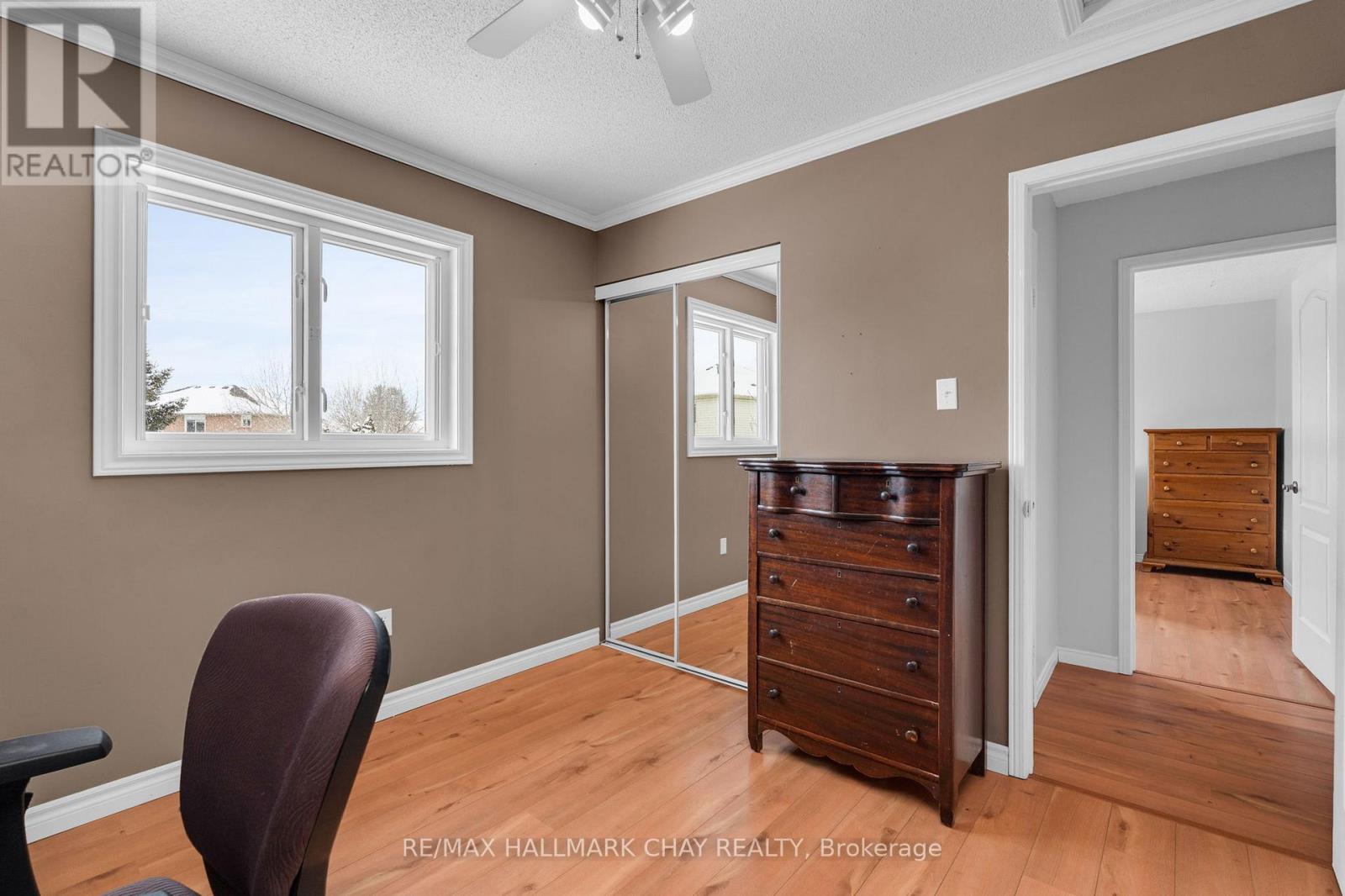 20 Daniele Avenue S, New Tecumseth (Beeton), Ontario  L0G 1A0 - Photo 19 - N12967332