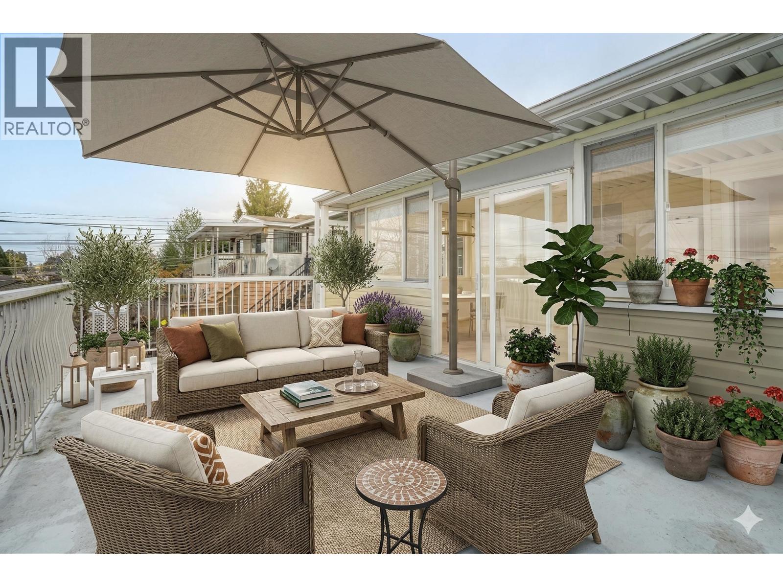 3240 Clive Avenue, Vancouver, British Columbia  V5R 4V2 - Photo 36 - R3107322