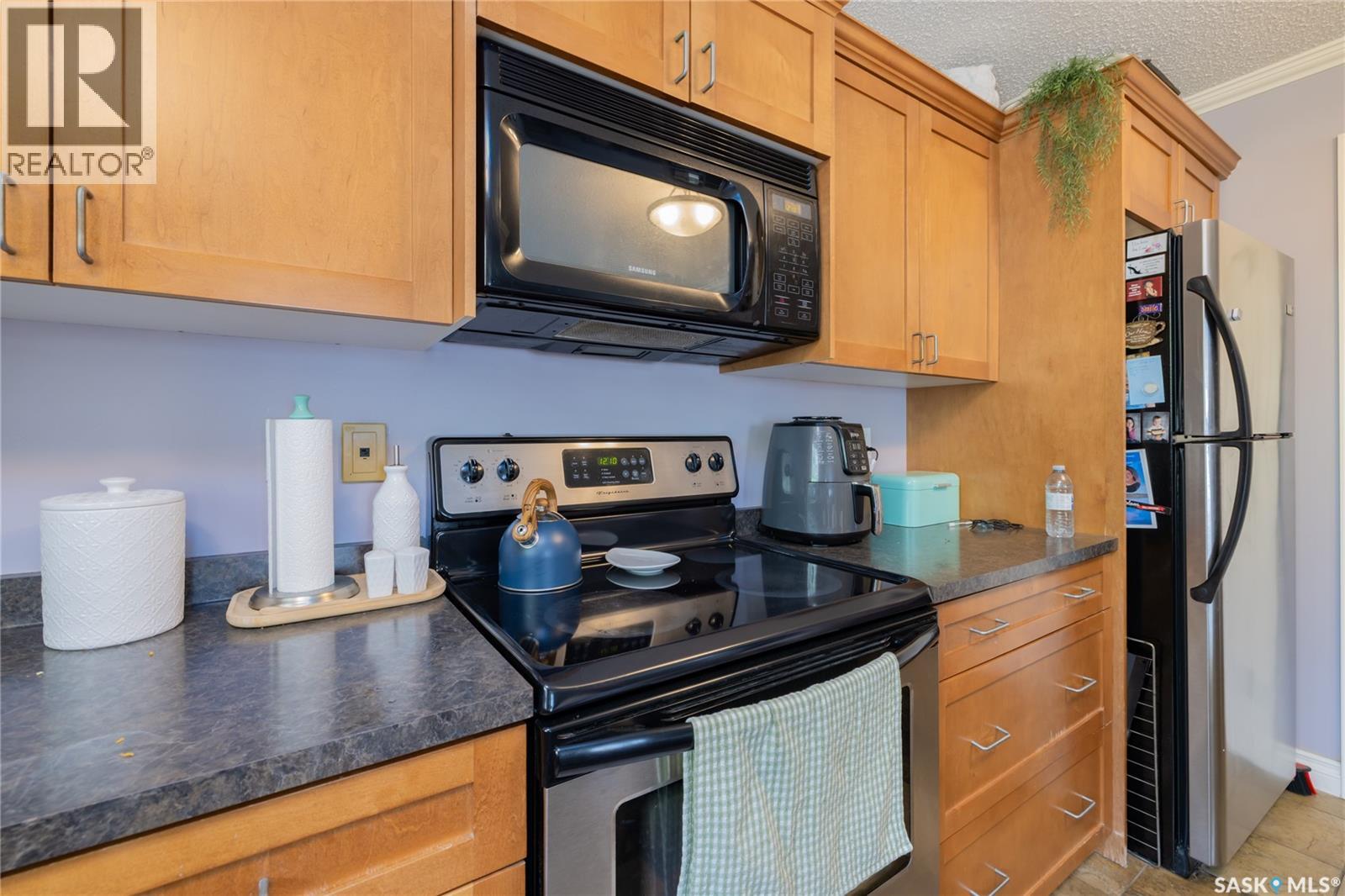 202 521 18th Street W, Saskatoon, Saskatchewan  S7M 1C8 - Photo 5 - SK032286