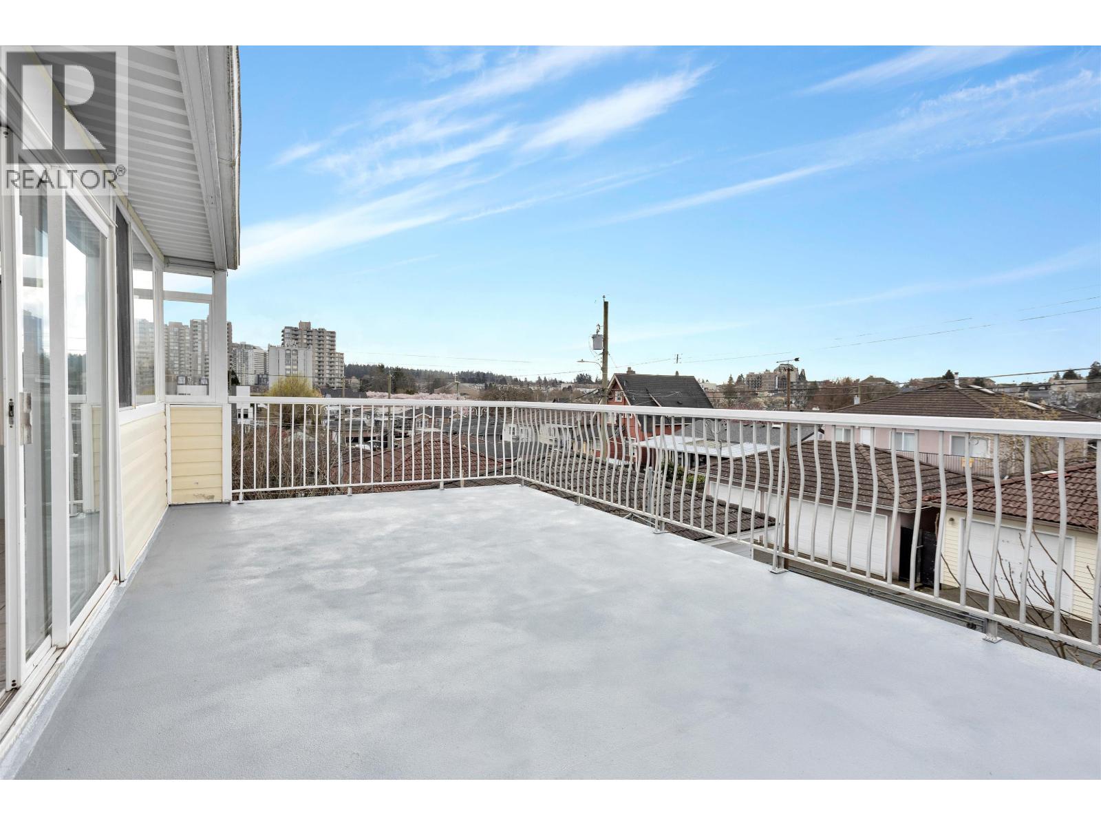 3240 Clive Avenue, Vancouver, British Columbia  V5R 4V2 - Photo 34 - R3107322