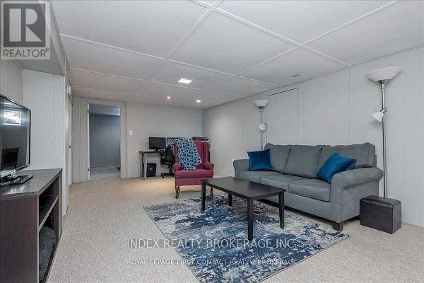 18 Bothwell Crescent, Barrie (Wellington), Ontario  L4M 2S6 - Photo 19 - S12967378