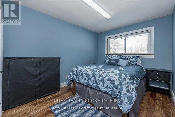 18 Bothwell Crescent, Barrie (Wellington), Ontario  L4M 2S6 - Photo 9 - S12967378