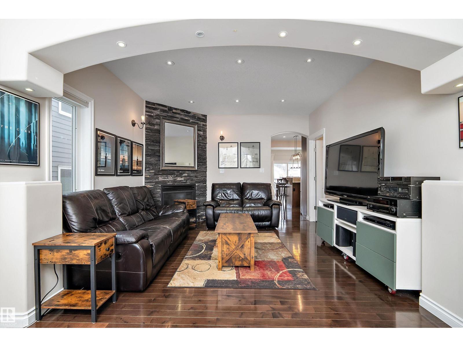 10623 75 Av Nw, Edmonton, Alberta  T6E 1J6 - Photo 3 - E4476263