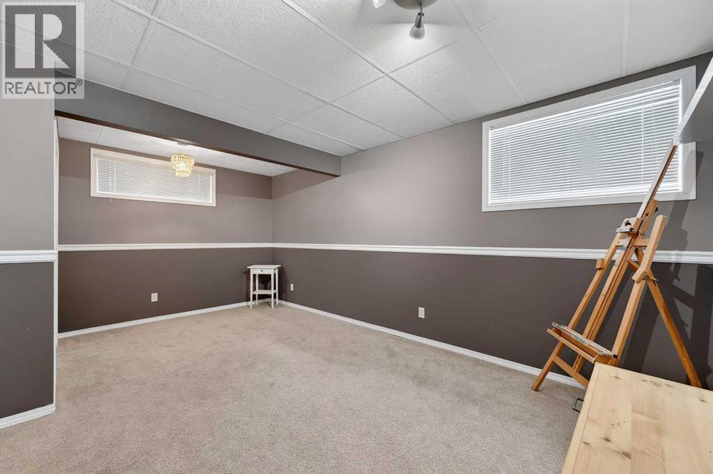 210 West Creek Bay, Chestermere, Alberta  T1X 1P6 - Photo 34 - A2297422