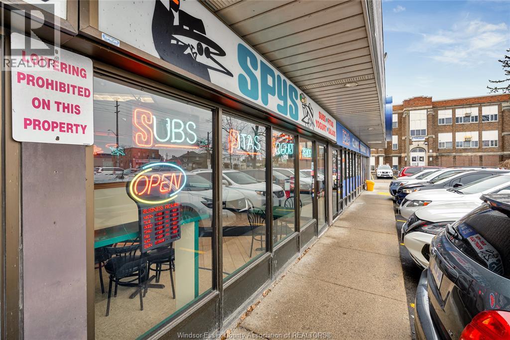 475 Tecumseh East, Windsor, Ontario  N8X 4W5 - Photo 2 - 26007323