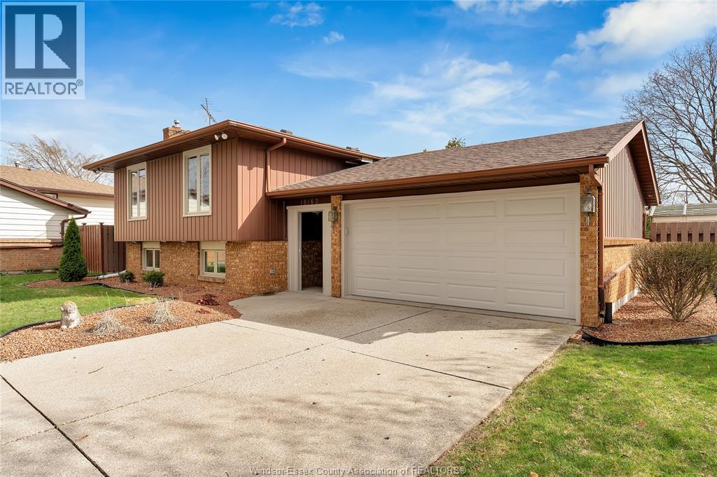 10162 Aspen Lane, Windsor, Ontario  N8R 2B8 - Photo 2 - 26007322