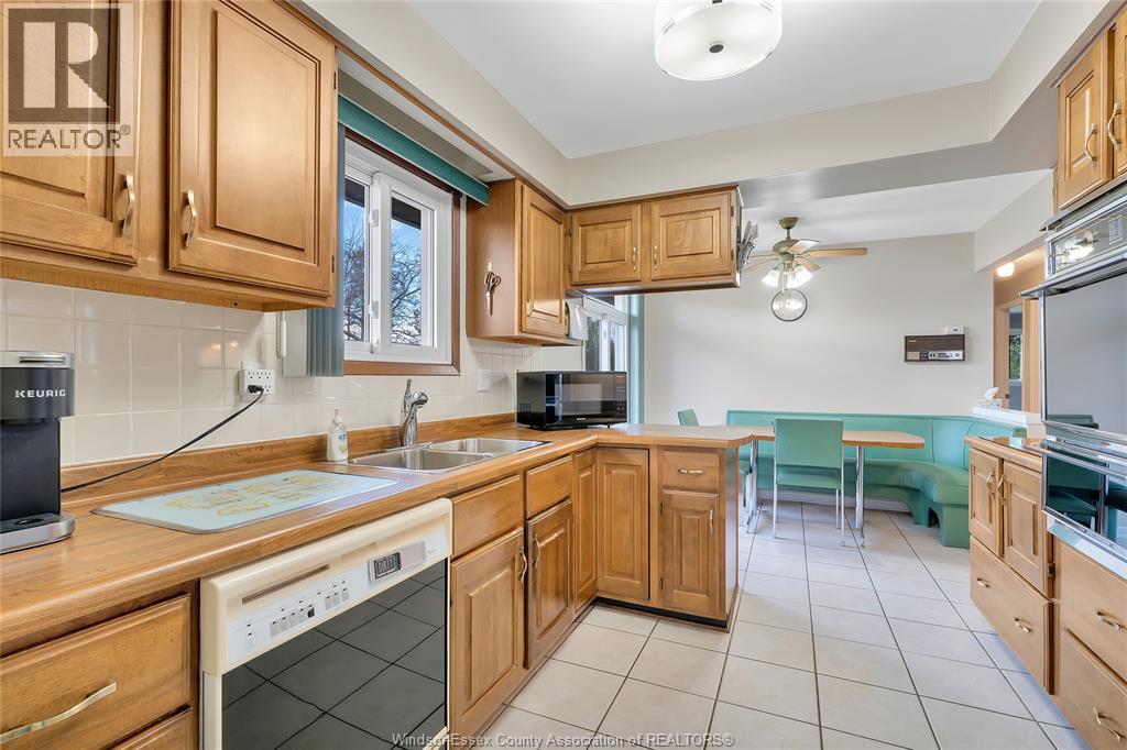 10162 Aspen Lane, Windsor, Ontario  N8R 2B8 - Photo 8 - 26007322