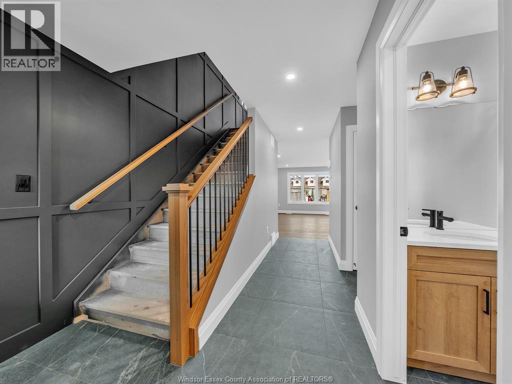 71 Balaclava, Amherstburg, Ontario  N9V 2W9 - Photo 12 - 26007267