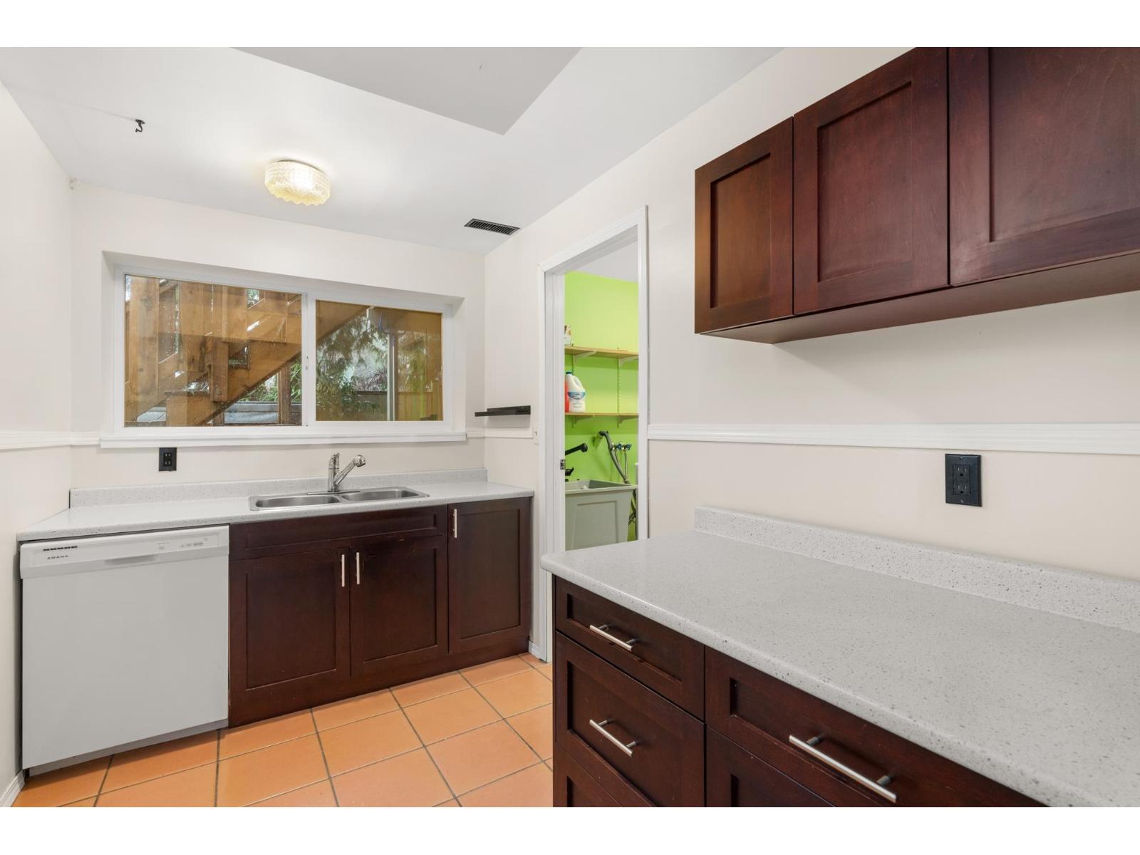 11752 64a Avenue, Delta, British Columbia  V4E 2C6 - Photo 16 - R3107779