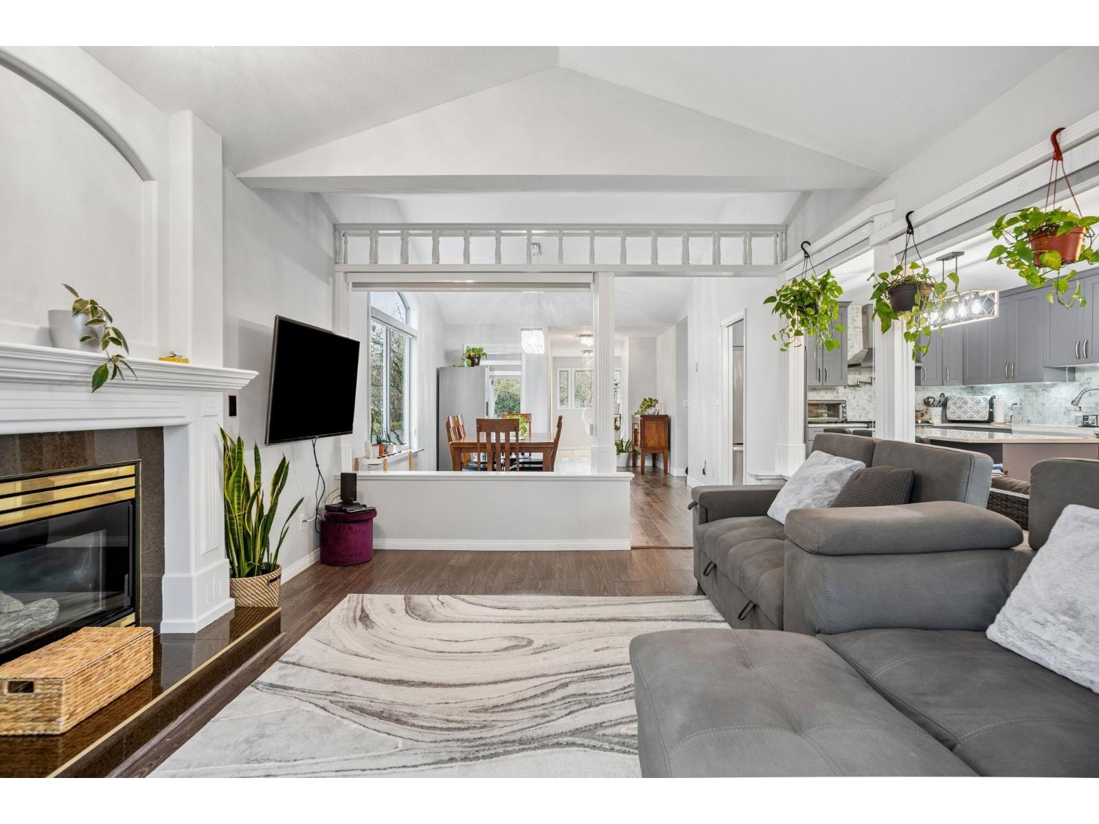 2 4740 221 Street, Langley, British Columbia  V2Z 1L8 - Photo 3 - R3107802