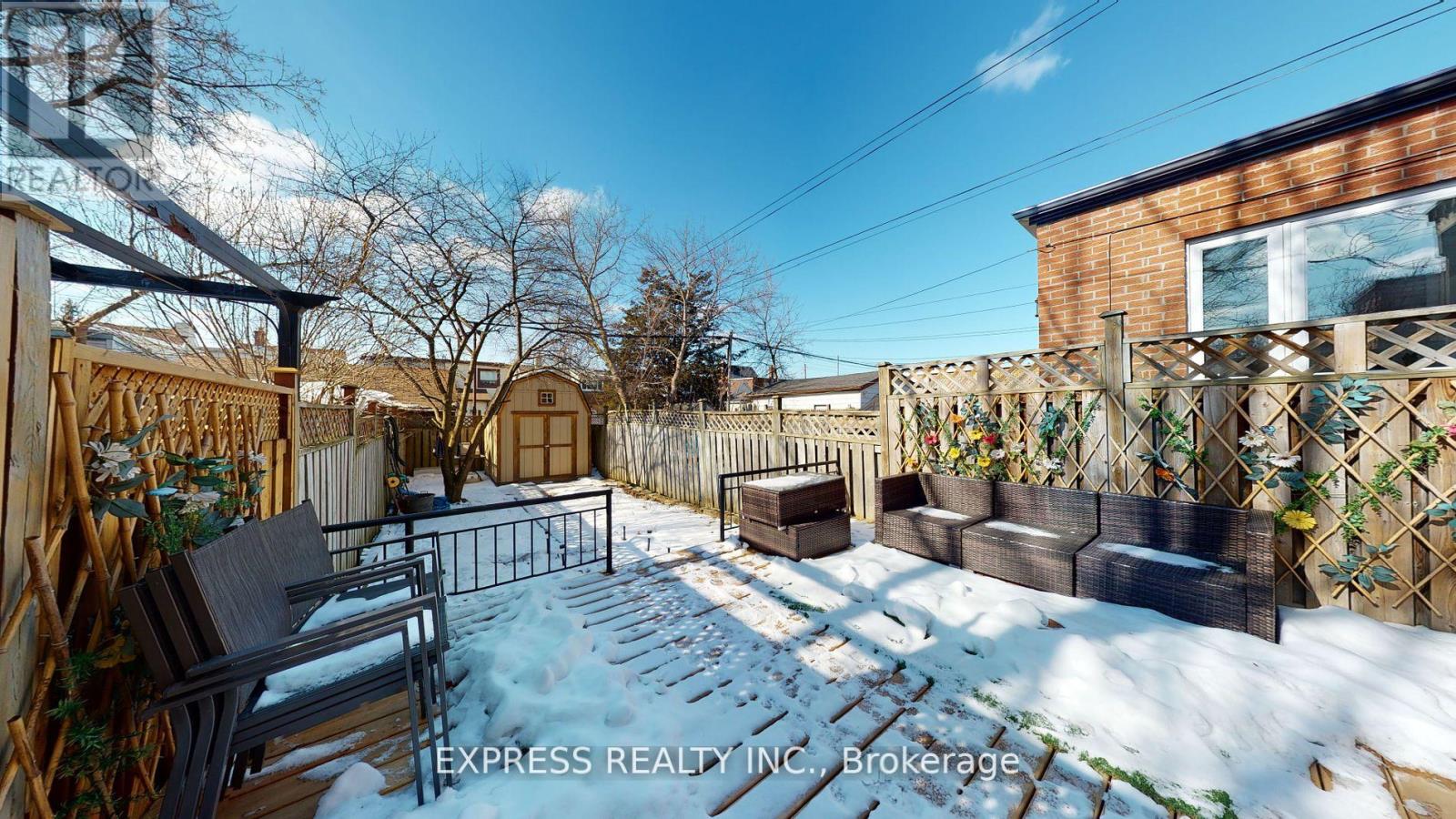 Lower - 146 Blackthorn Avenue, Toronto, Ontario  M6N 3H8 - Photo 12 - W12967232