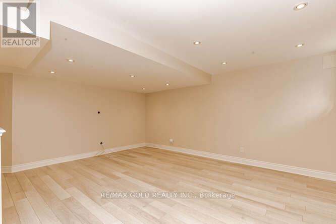 3368 Hayhurst Crescent, Oakville, Ontario  L6L 6W9 - Photo 16 - W12967258