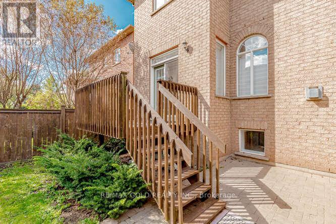 3368 Hayhurst Crescent, Oakville, Ontario  L6L 6W9 - Photo 22 - W12967258