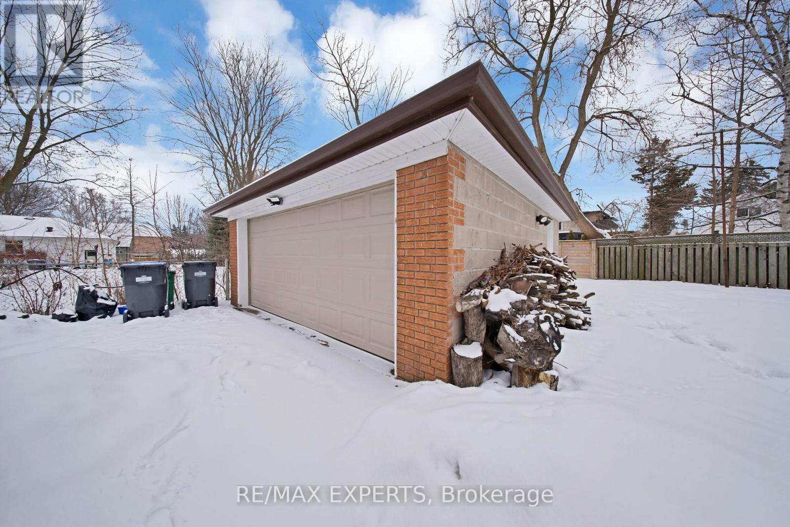 Lower - 934 Beechwood Avenue, Mississauga, Ontario  L5G 4E2 - Photo 26 - W12967306