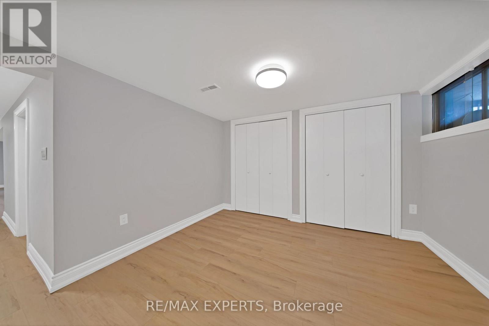Lower - 934 Beechwood Avenue, Mississauga, Ontario  L5G 4E2 - Photo 9 - W12967306
