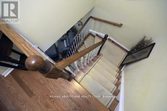 1175 Treetop Terrace, Oakville, Ontario  L6M 3N1 - Photo 10 - W12967348