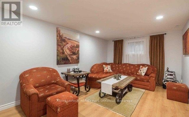 Lower - 3576 Ash Row, Mississauga, Ontario  L5L 1K4 - Photo 5 - W12967424