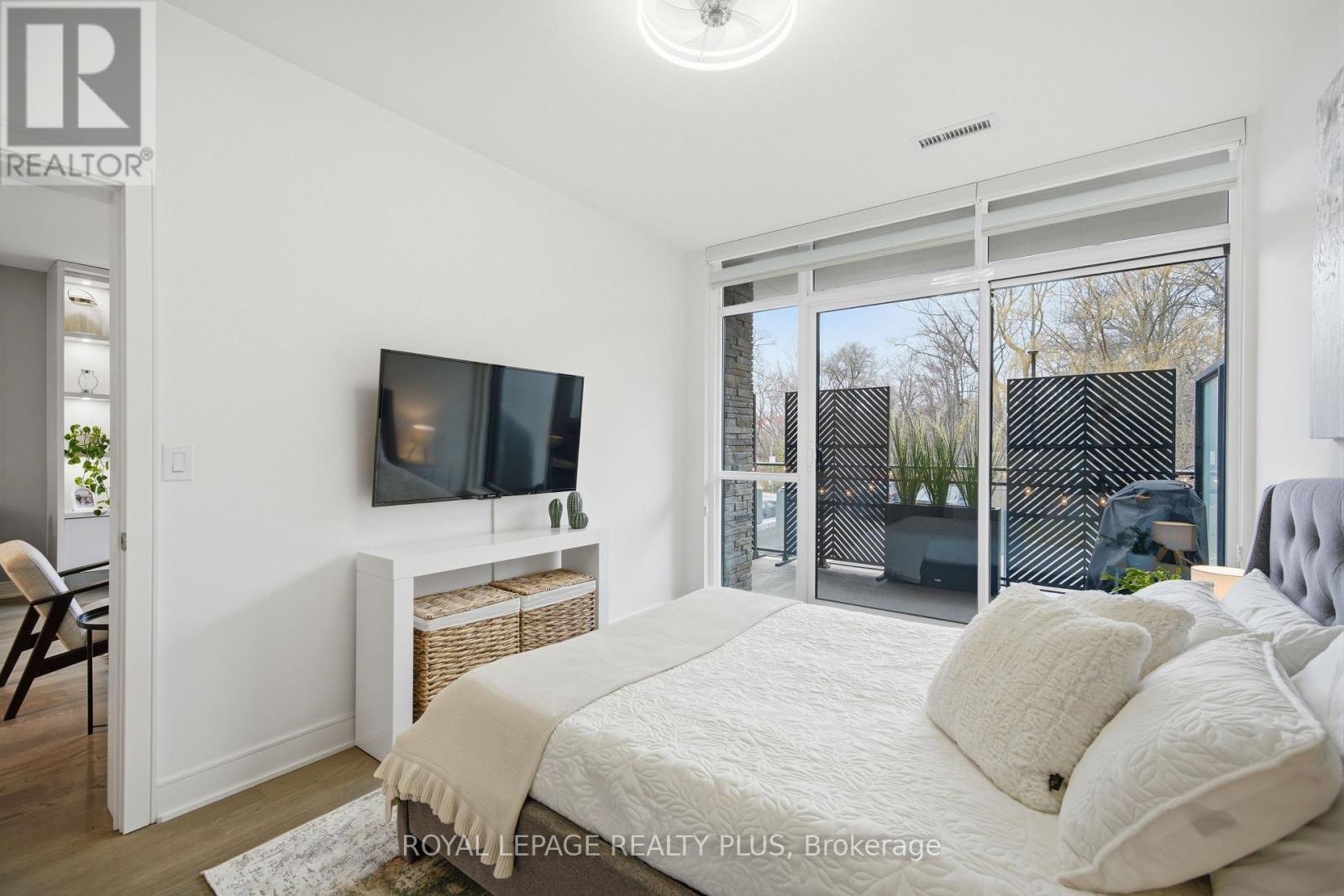 105 - 1575 Lakeshore Road W, Mississauga, Ontario  L5J 0B1 - Photo 23 - W12967438