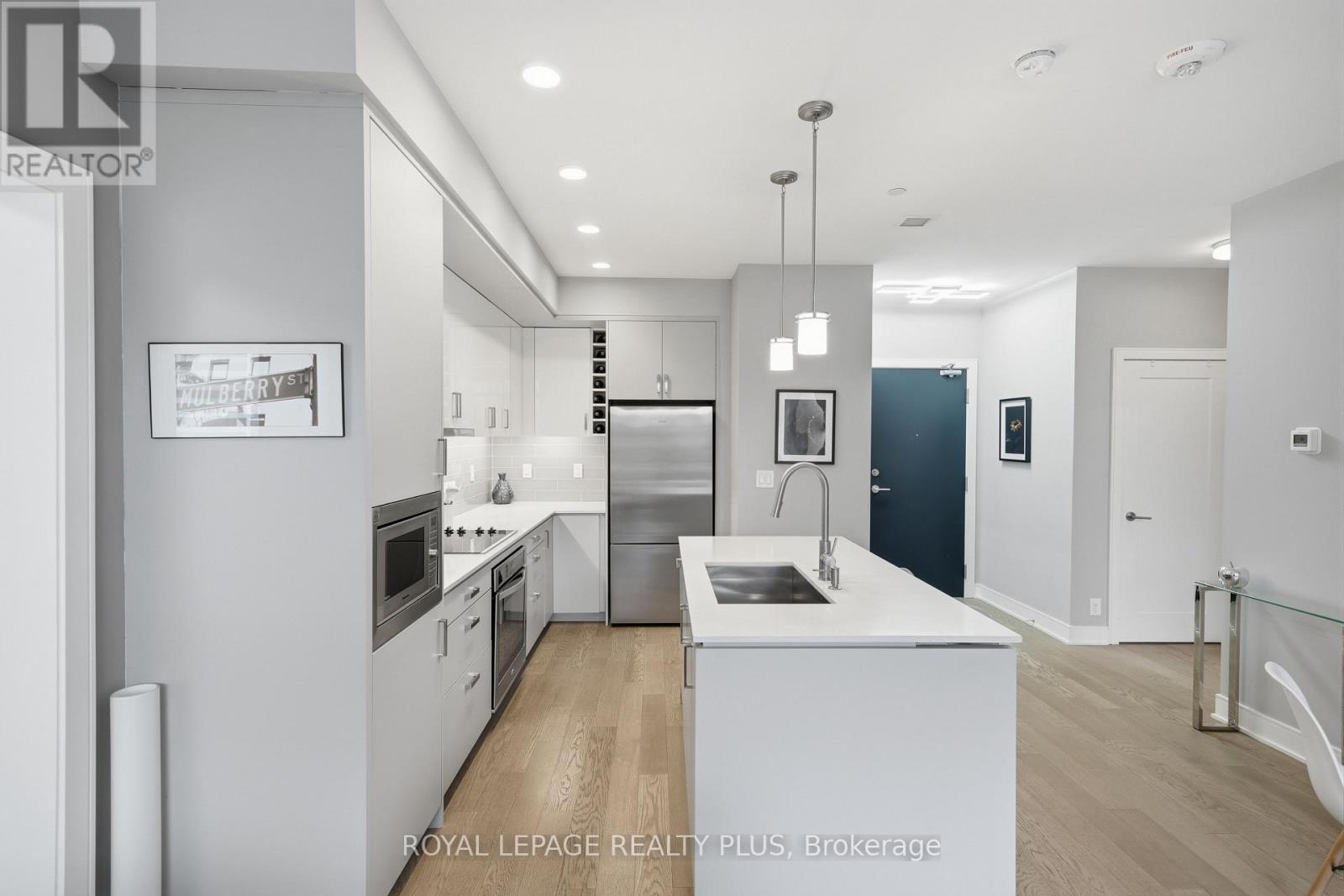 105 - 1575 Lakeshore Road W, Mississauga, Ontario  L5J 0B1 - Photo 8 - W12967438