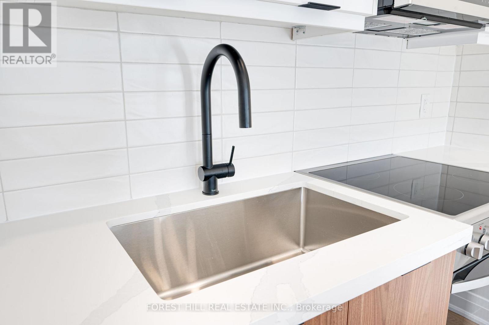 160 Tyrrel Avenue, Toronto, Ontario  M6G 2G7 - Photo 15 - C12966388