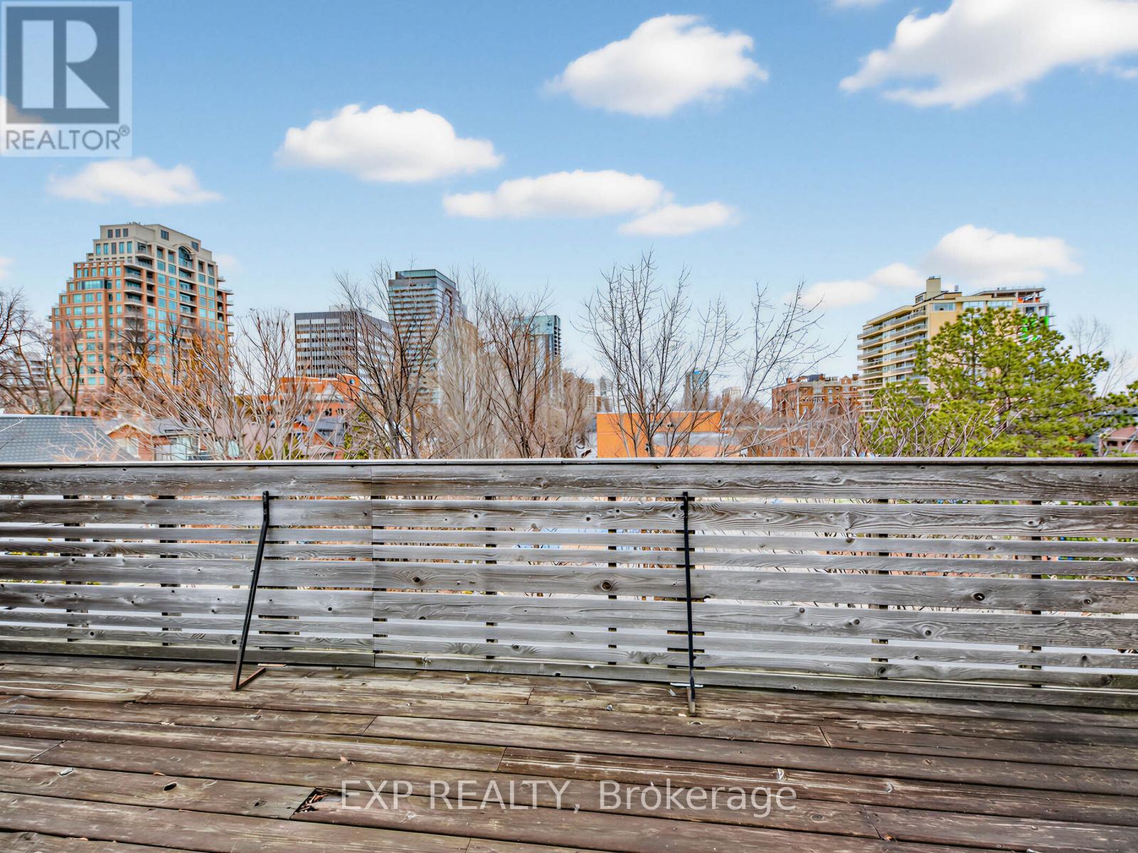 241 Poplar Plains Street, Toronto, Ontario  M4V 2N8 - Photo 31 - C12966956