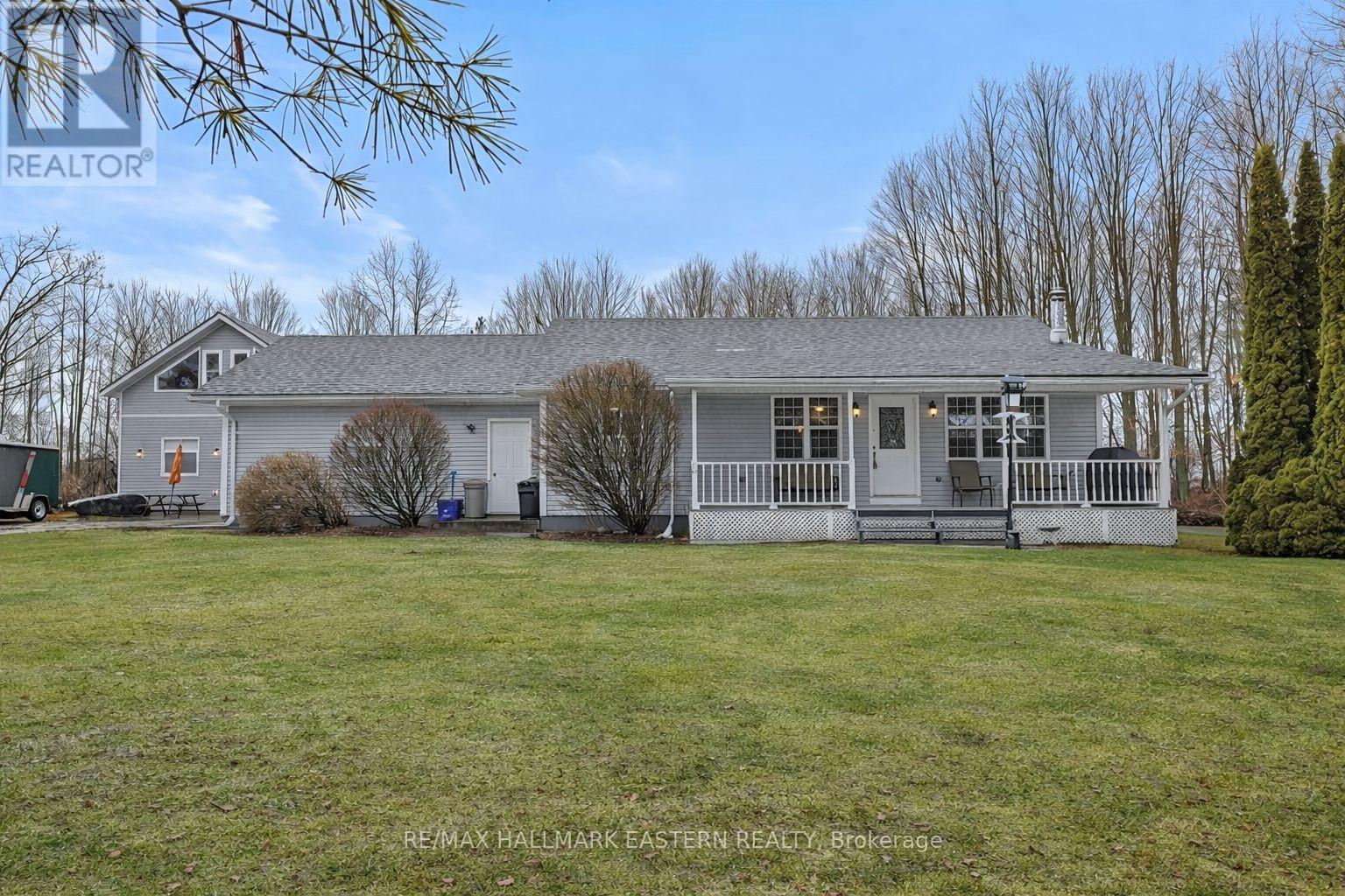 313 Pinegrove Road, Cramahe, Ontario  K0K 1M0 - Photo 2 - X12880706