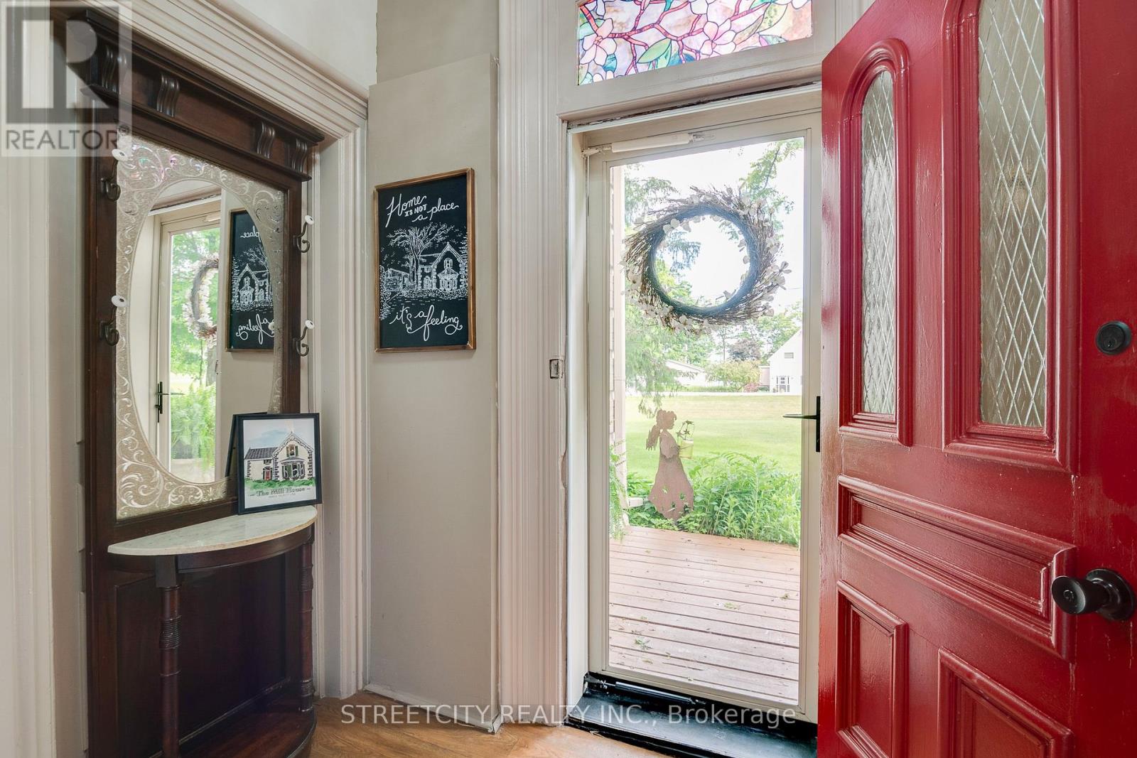 38803 Talbot Line, Southwold, Ontario  N5P 3T2 - Photo 12 - X12966874