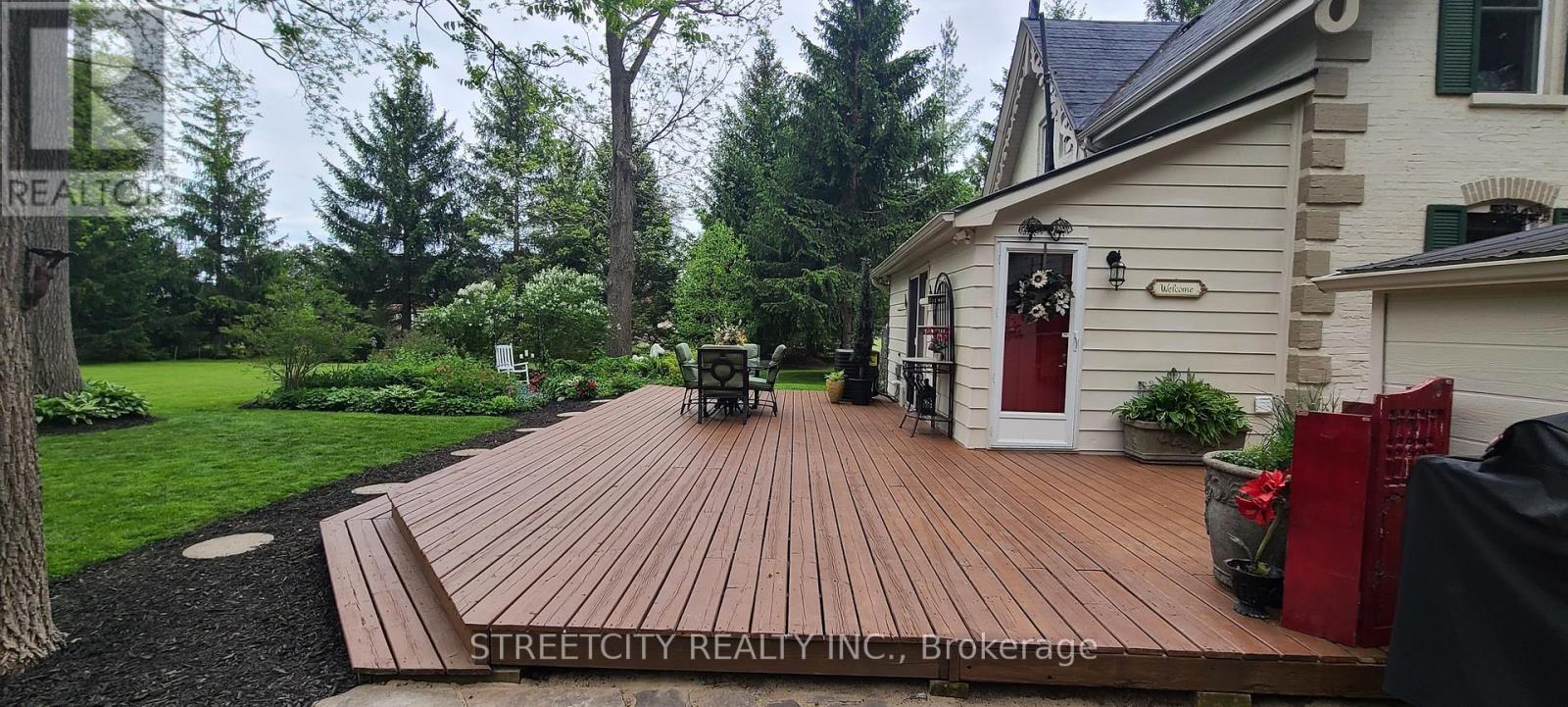 38803 Talbot Line, Southwold, Ontario  N5P 3T2 - Photo 5 - X12966874